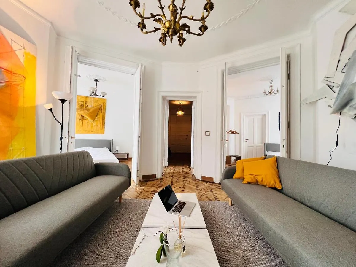 Sada Art Gallery Apartment Bucarest
